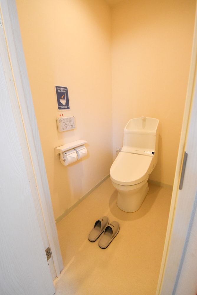 Basic Double Room, 1 Double Bed, Non Smoking, Mezzanine - Photo 25