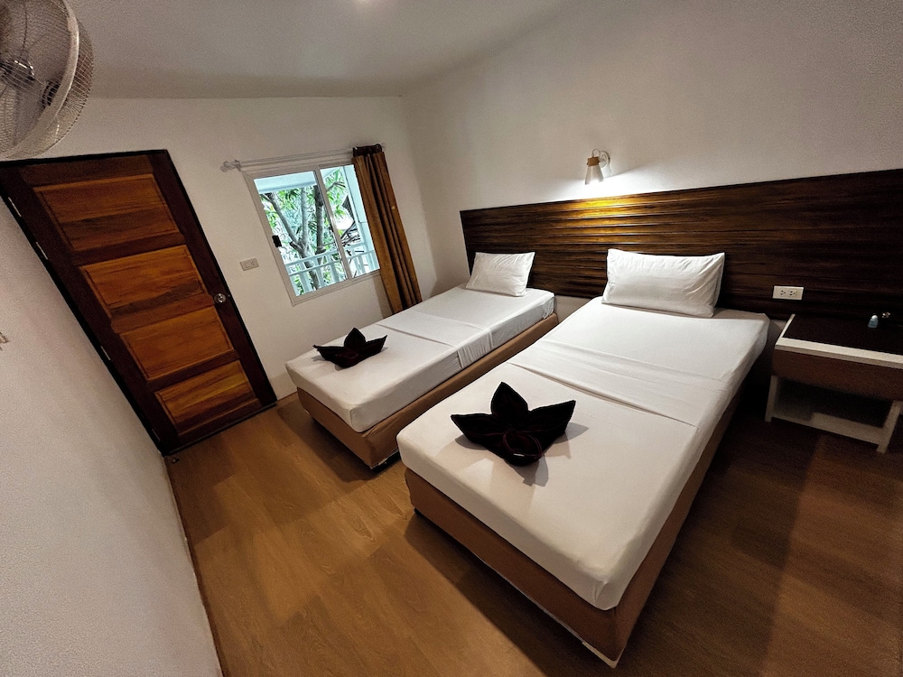 Twin Room with Fan