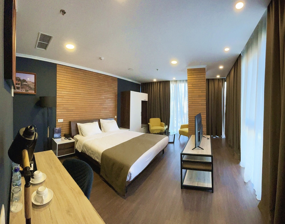Business Double Room - Photo 1