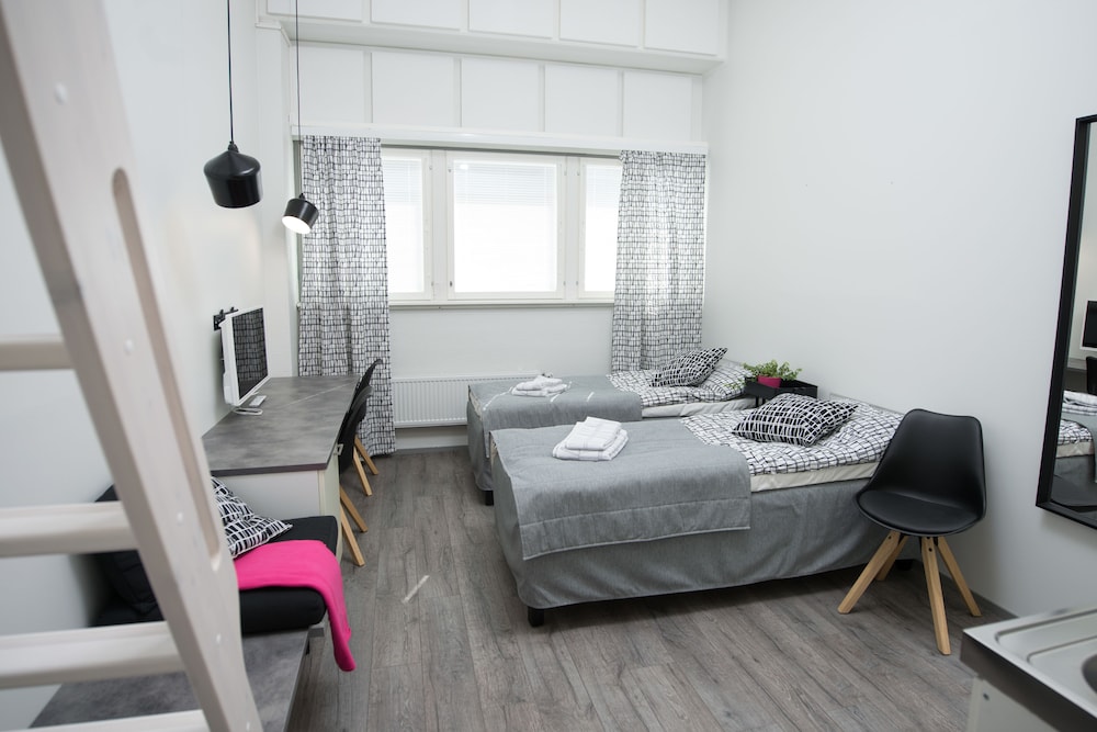 Basic Twin Room