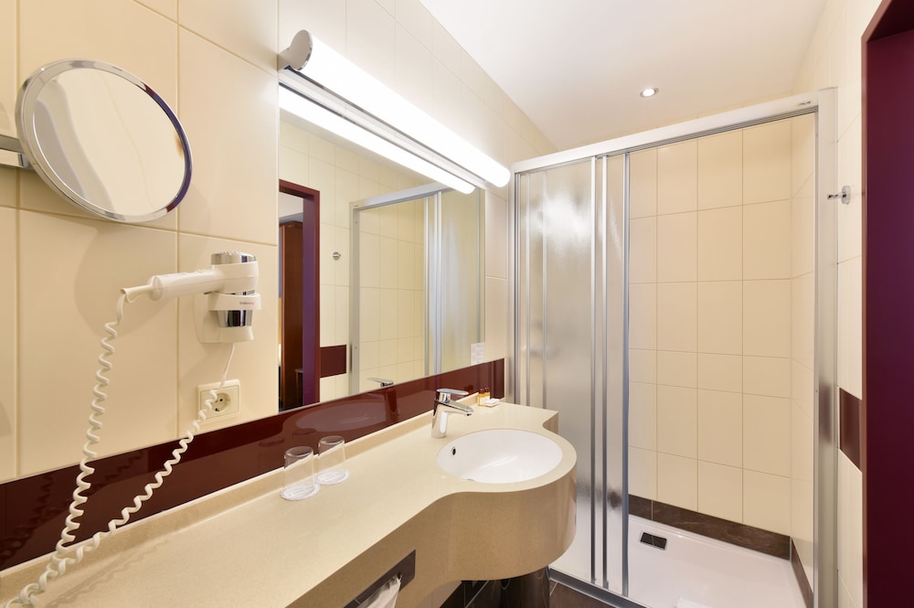 Comfort Double or Twin Room, Courtyard View photo 3
