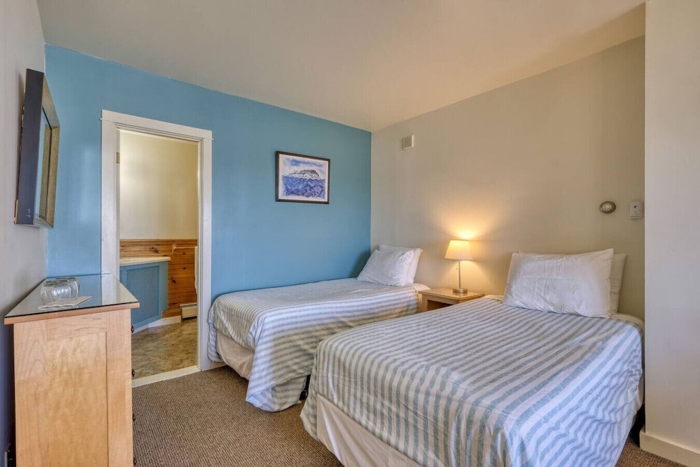 Double Room, Sea View (The Grace Bailey) photo 2