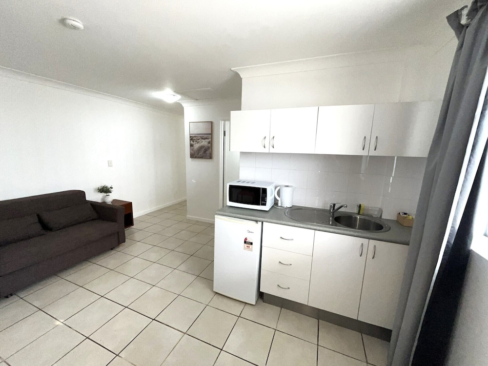 Basic Apartment, 1 Bedroom - Photo 6