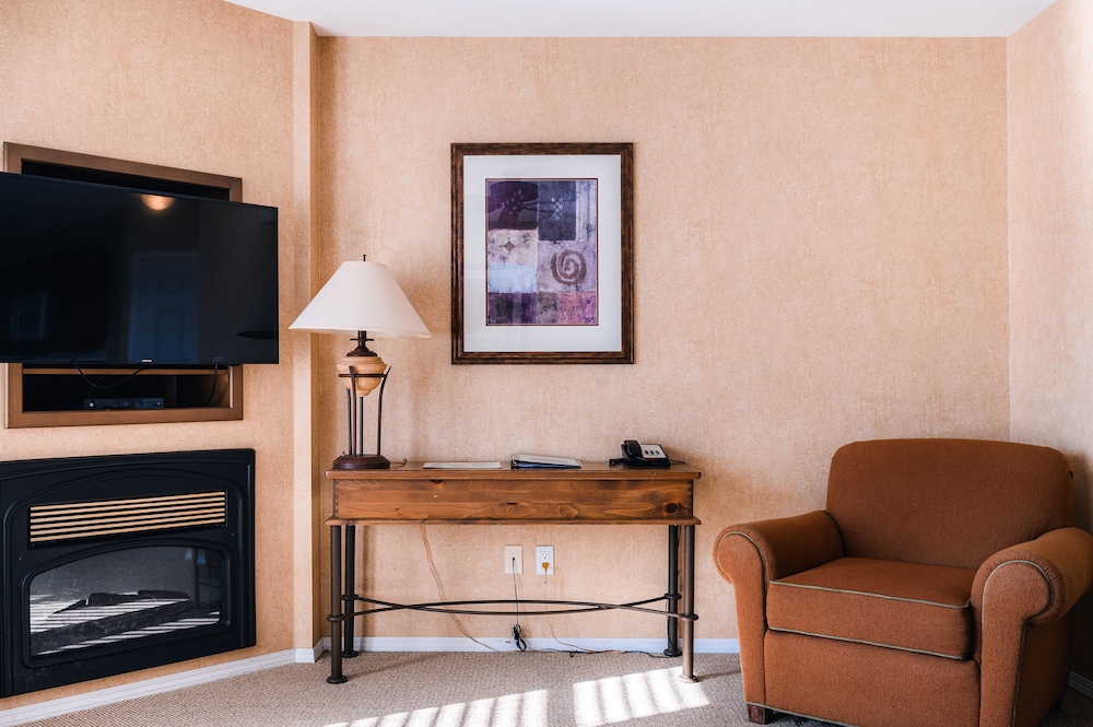 Standard Suite, 1 Bedroom, Balcony photo 1