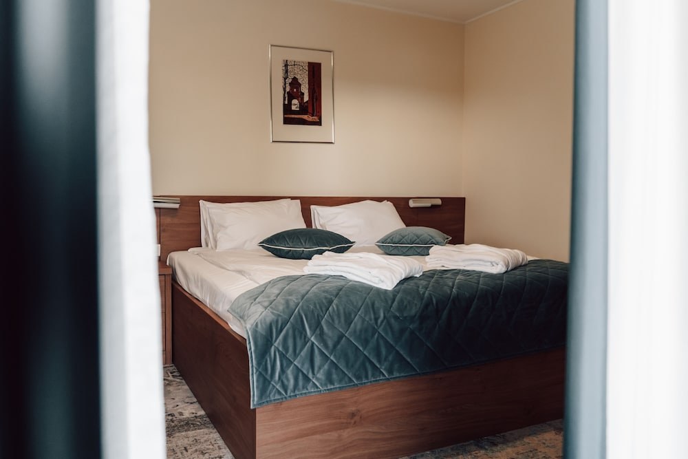 Superior Room, 1 Queen Bed photo 2