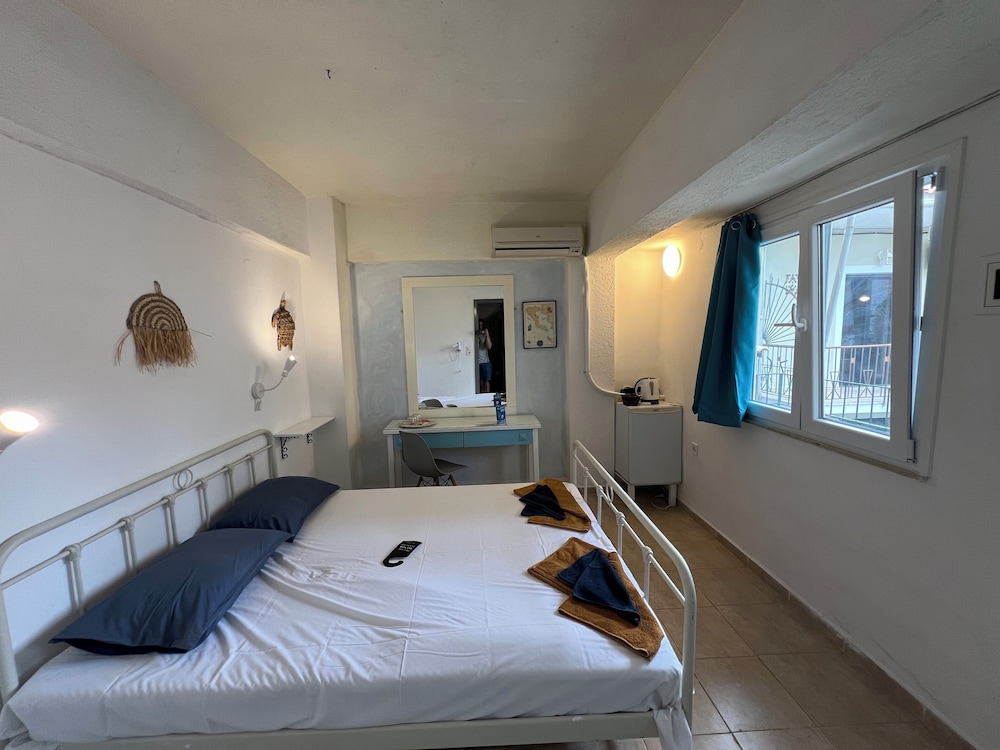 Economy Double or Twin Room, 1 Bedroom
