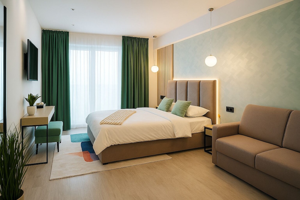 Superior Double Room, 1 Queen Bed with Sofa bed, Balcony, Lake View