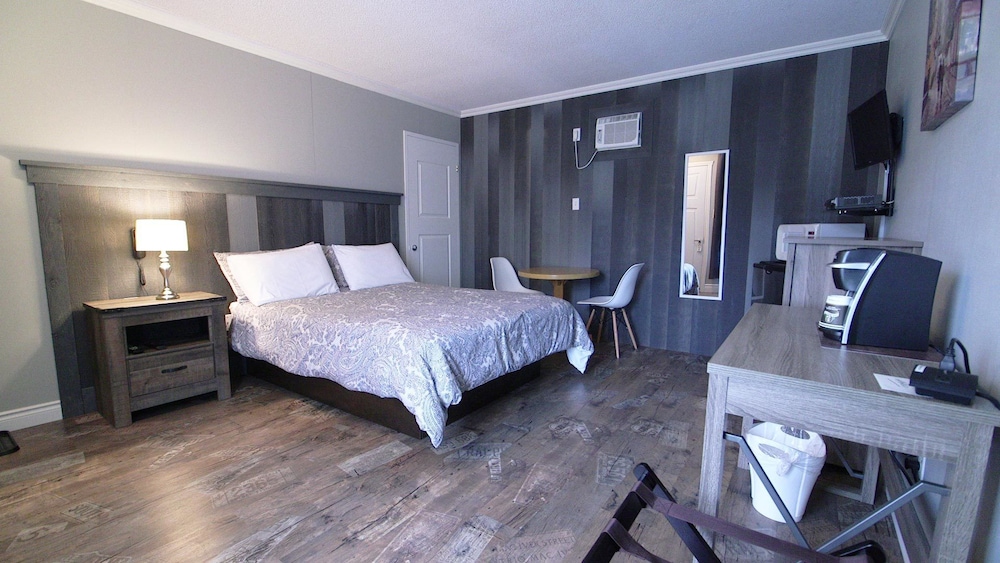 Comfort Room, 1 Queen Bed photo 1