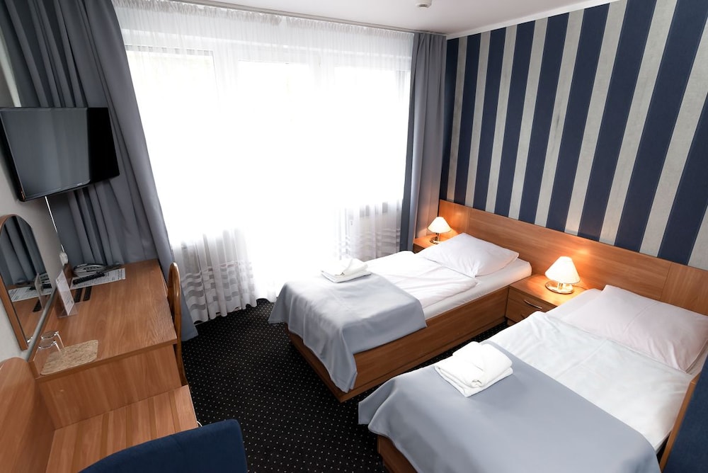 Classic Double Room, 2 Twin Beds, Non Smoking, Pets Allowed