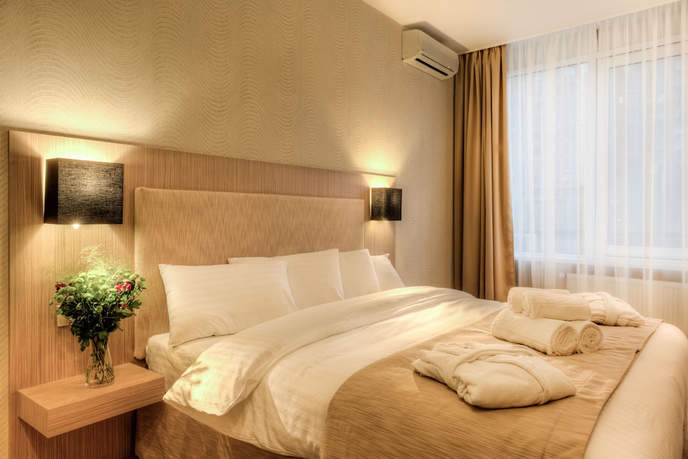 Suite, 1 Bedroom photo 1