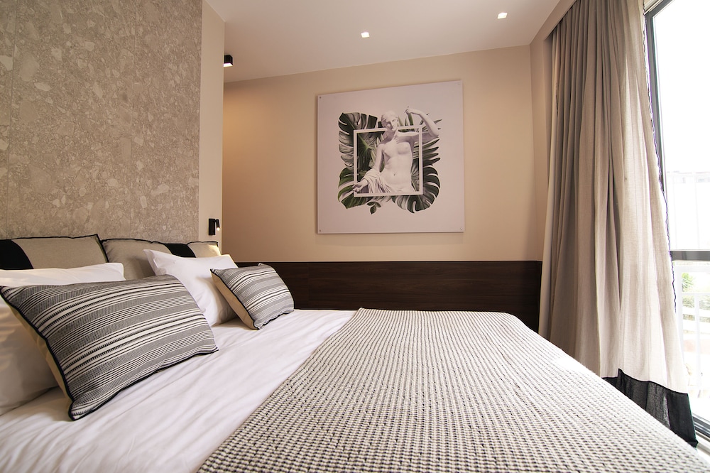 Superior Studio Suite (Vesta) photo 2