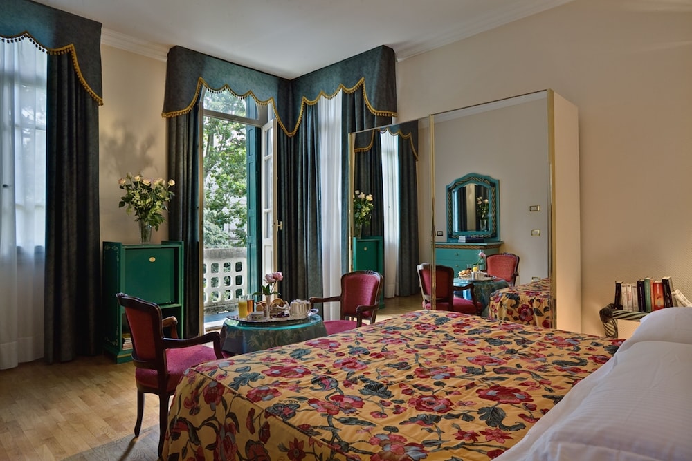 Classic Double or Twin Room