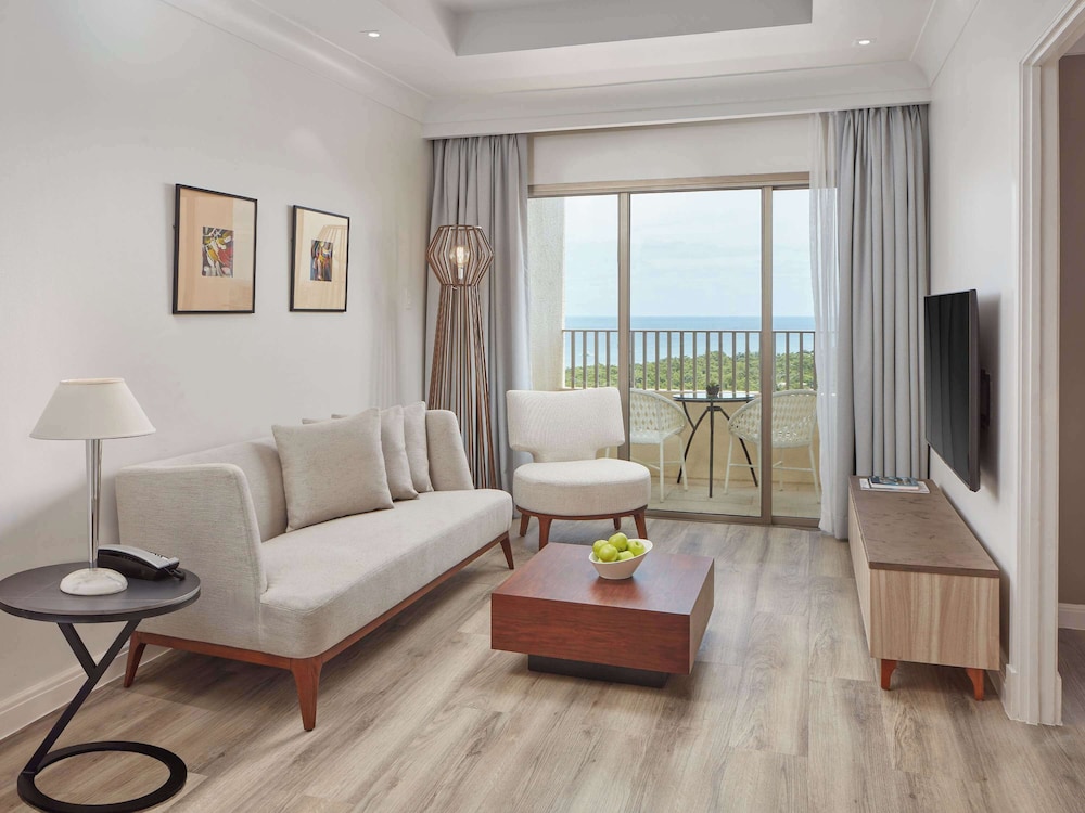 Premier Suite, 1 Bedroom - Photo 1