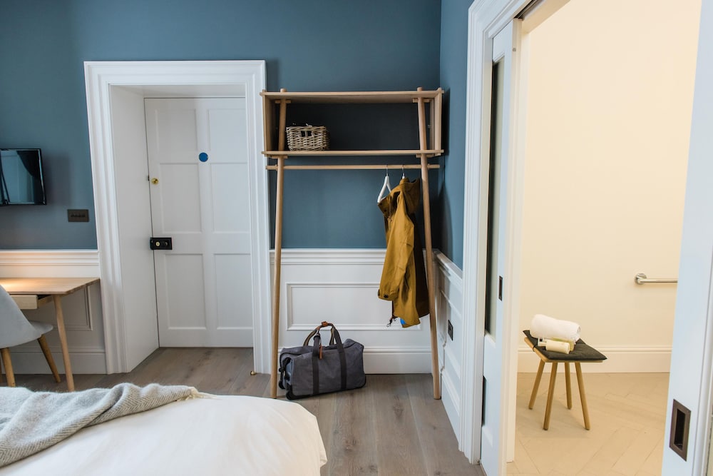 Double or Twin Room, Ensuite, Ground Floor photo 1