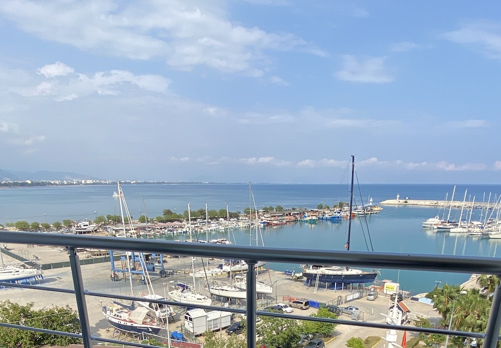 Standard Room, 1 Double or 2 Twin Beds, Balcony, Sea View photo 3