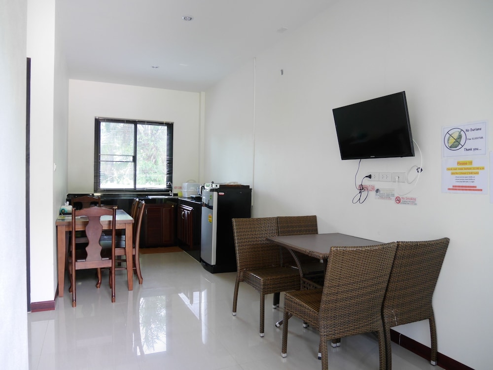 Two-Bedroom with Garden View photo 3