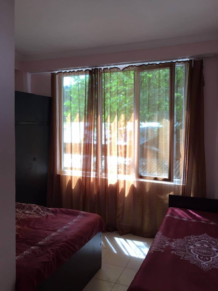 Basic Triple Room photo 2