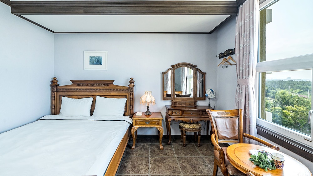 Irene photo 3