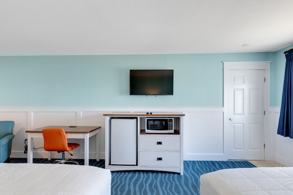 Traditional Room, 2 Queen Beds - Photo 3