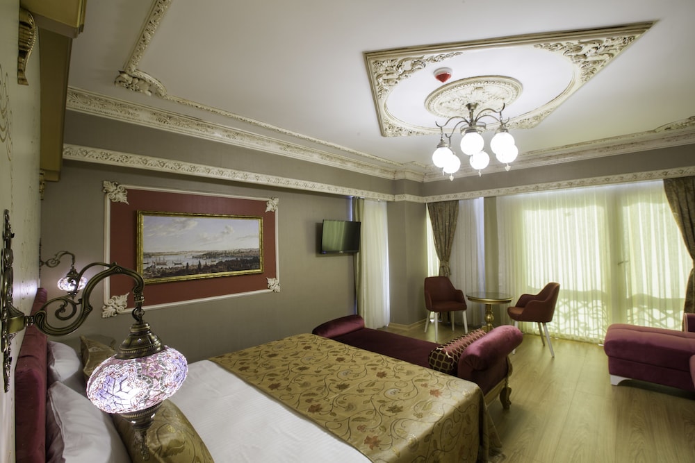 Deluxe Suite photo 1
