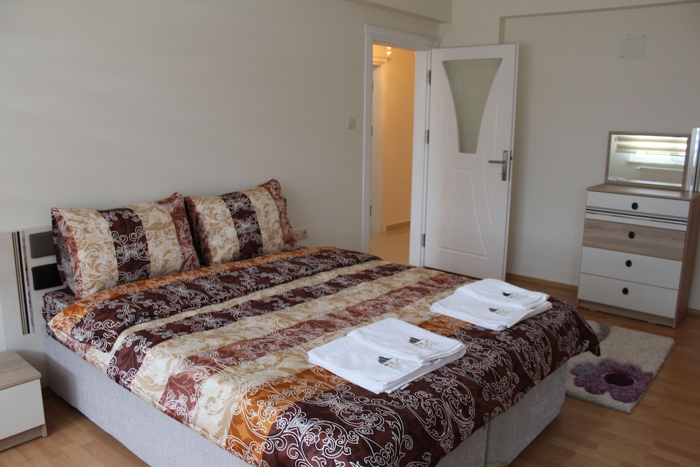 Apartment 7