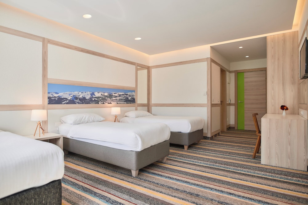 Triple Room with Mountain View (AC) photo 2