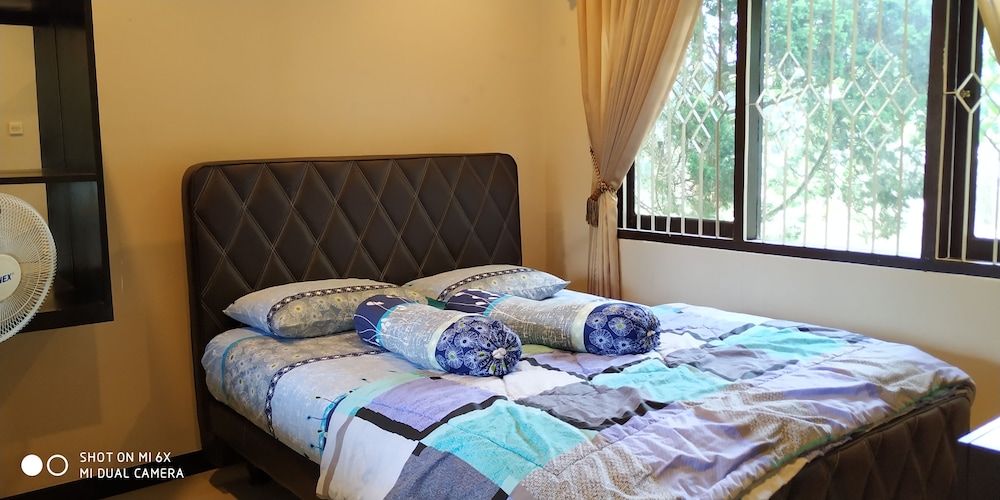 Villa, 3 Bedrooms, Smoking photo 1
