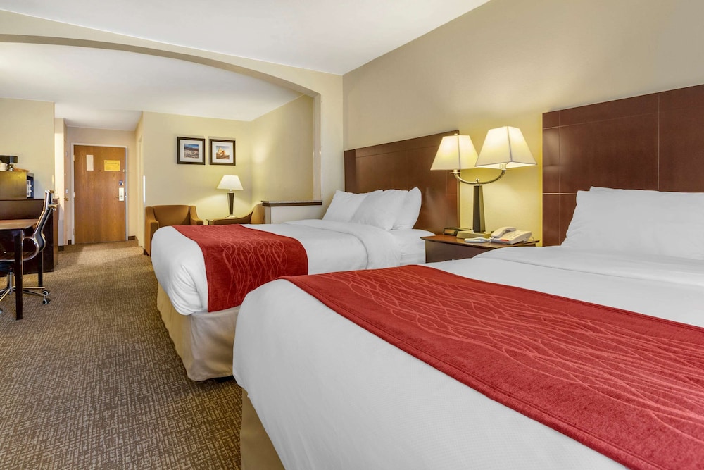 Suite, Multiple Beds, Accessible, Non Smoking - Photo 1
