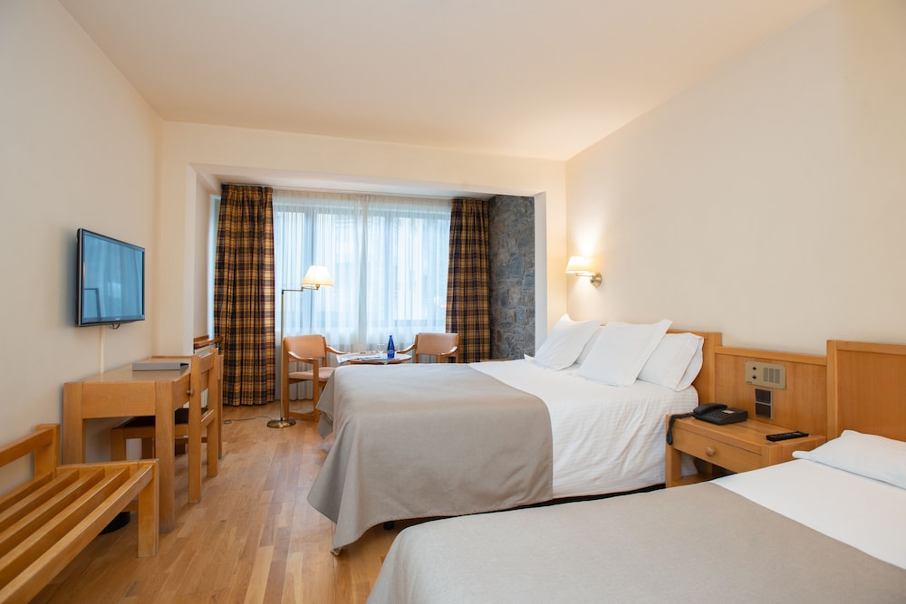 Triple Room (Extra Bed)