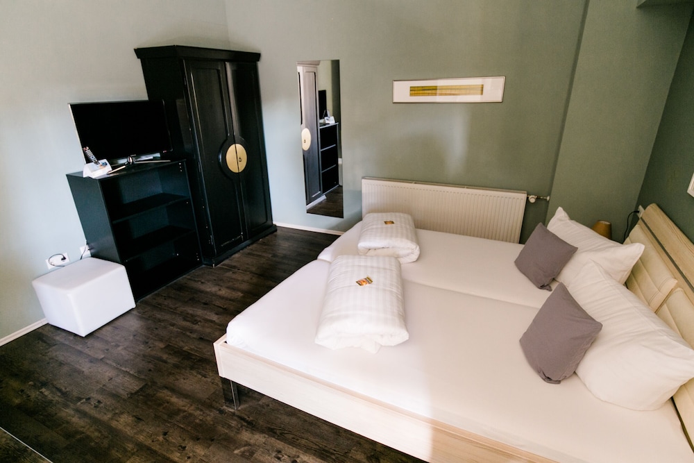 Comfort Room photo 3