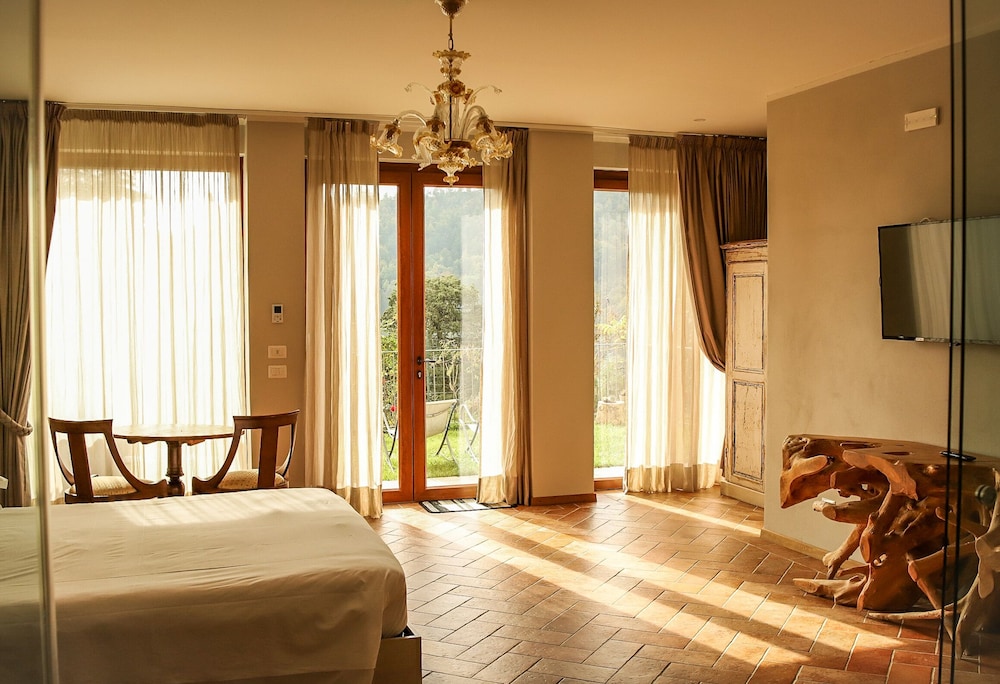 Suite, Sauna (Tuscany Spa Jetter Tub)