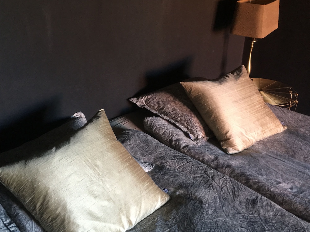 Executive Studio Suite, 2 Bedrooms, City View photo 2