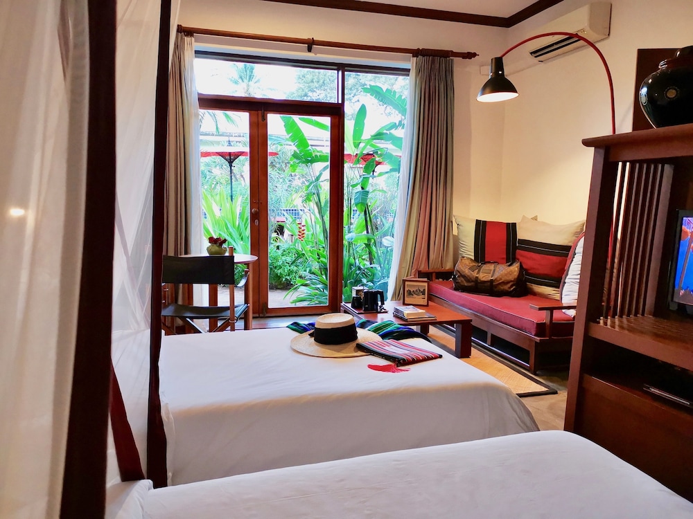 Deluxe Pool View Twin Room