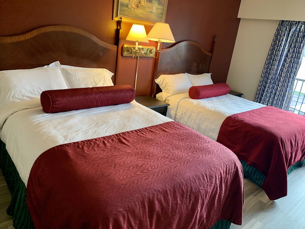 Standard Room, 2 Queen Beds, Kitchenette photo 1
