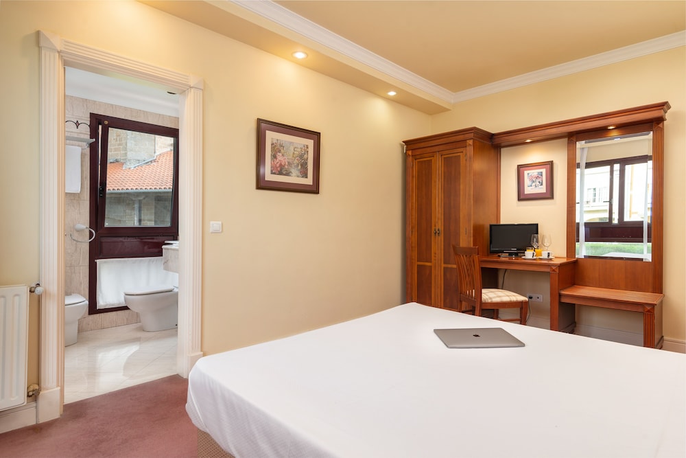Double Room - Photo 4