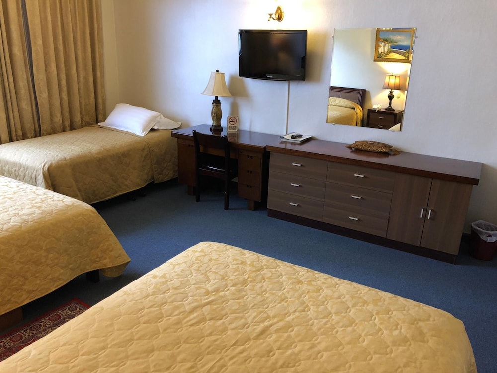 Family Triple Room, Multiple Beds, Non Smoking