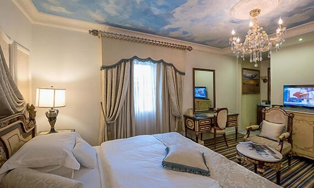 Classic Room (Peace)