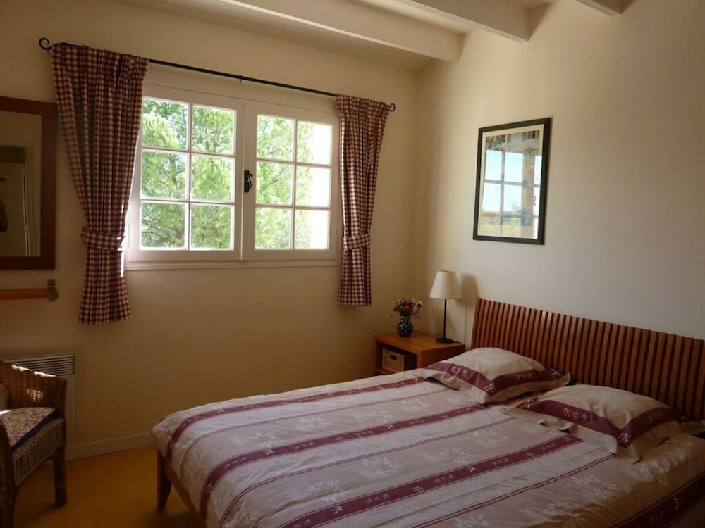 Villa photo 2