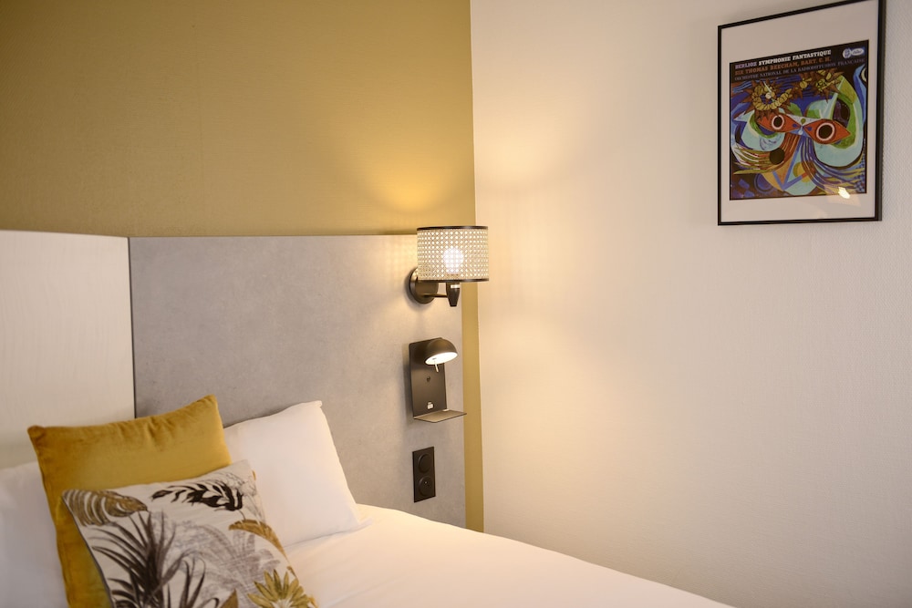 Superior Double Room, Non Smoking - Photo 7