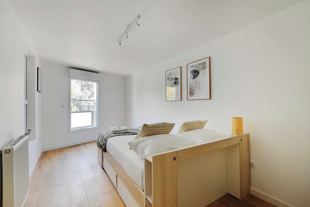 Apartment photo 2