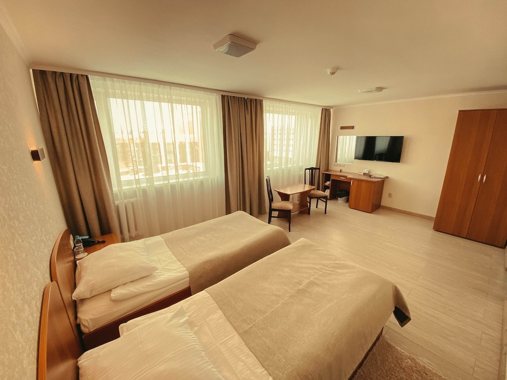 Basic Twin Room