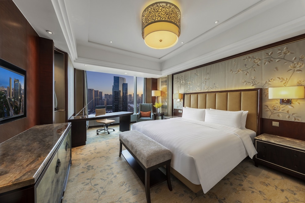 Executive Suite, 2 Twin Beds