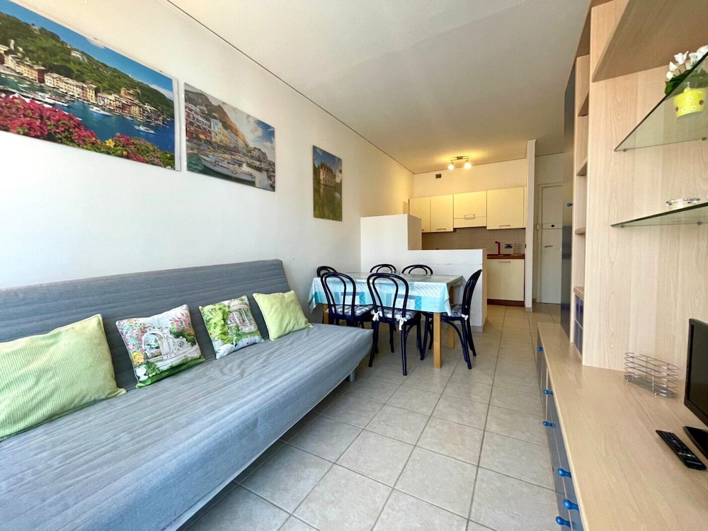 Apartment, 2 Bedrooms, Balcony, Pool View