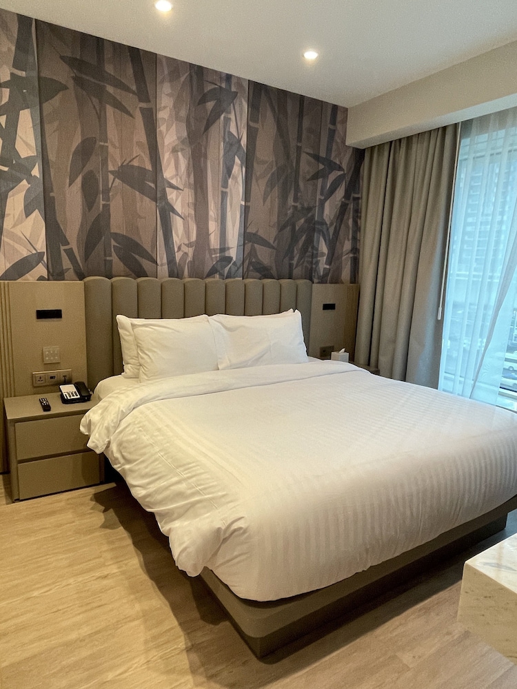 Suite, 2 Bedrooms photo 1