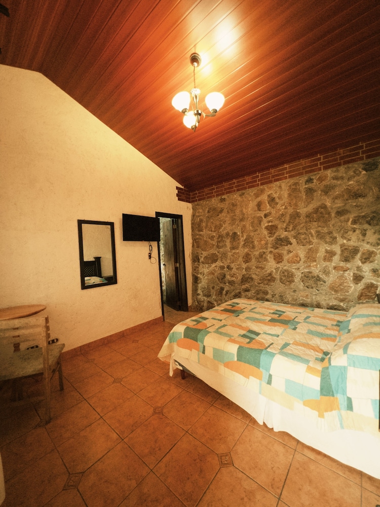 Basic Single Room photo 2