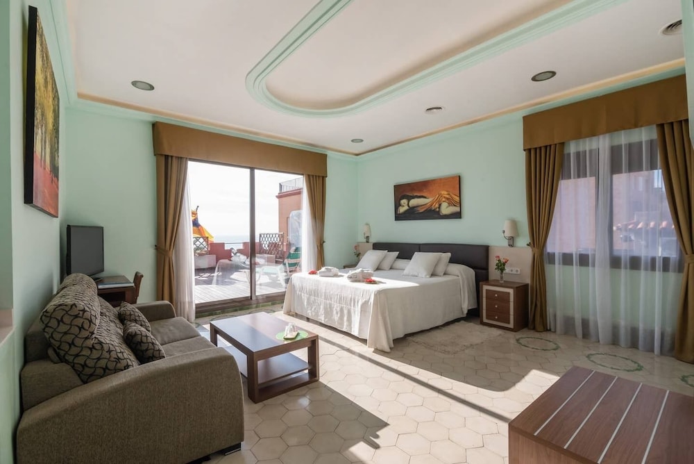 Studio Suite