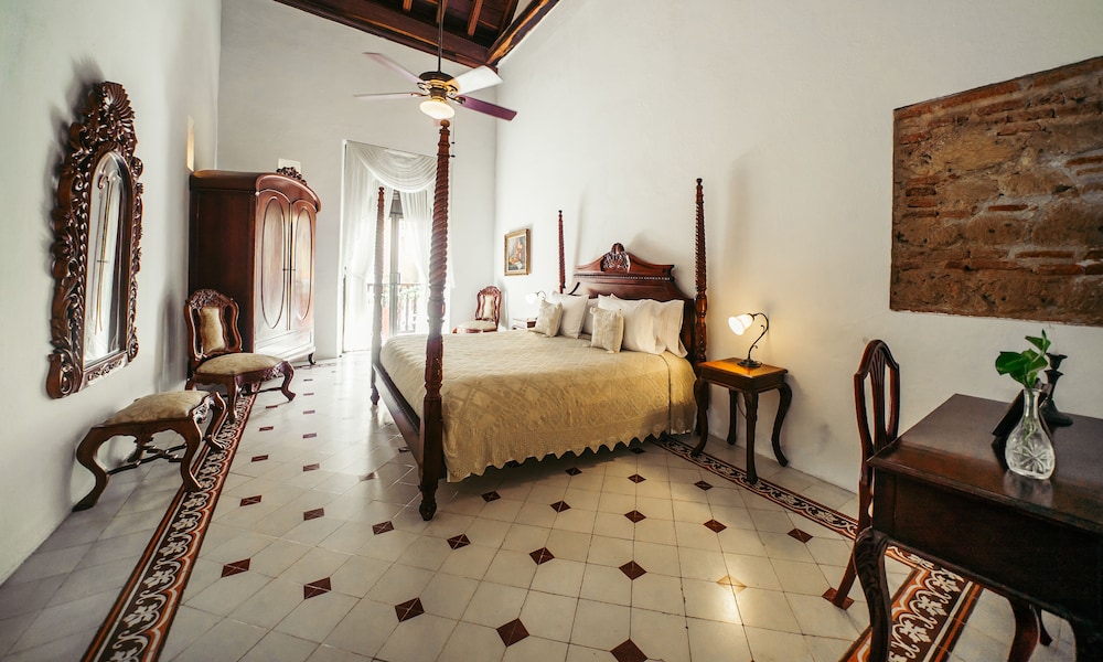 Suite photo 1