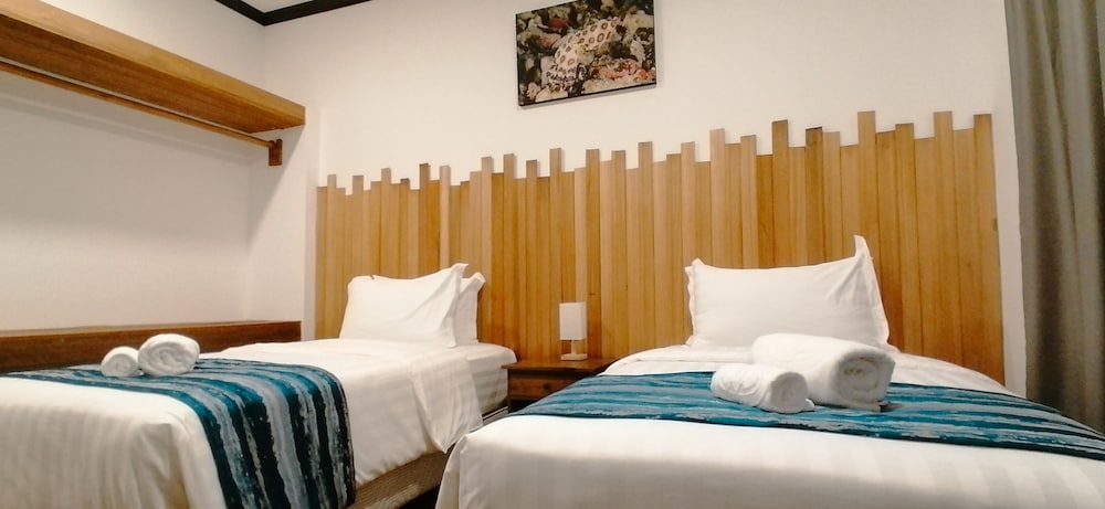 Standard Twin Room photo 2