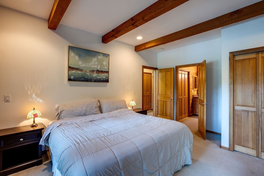 Cabin, 3 Bedrooms photo 1
