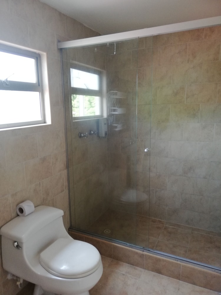 Junior Double Room, 1 King Bed, Private Bathroom photo 1
